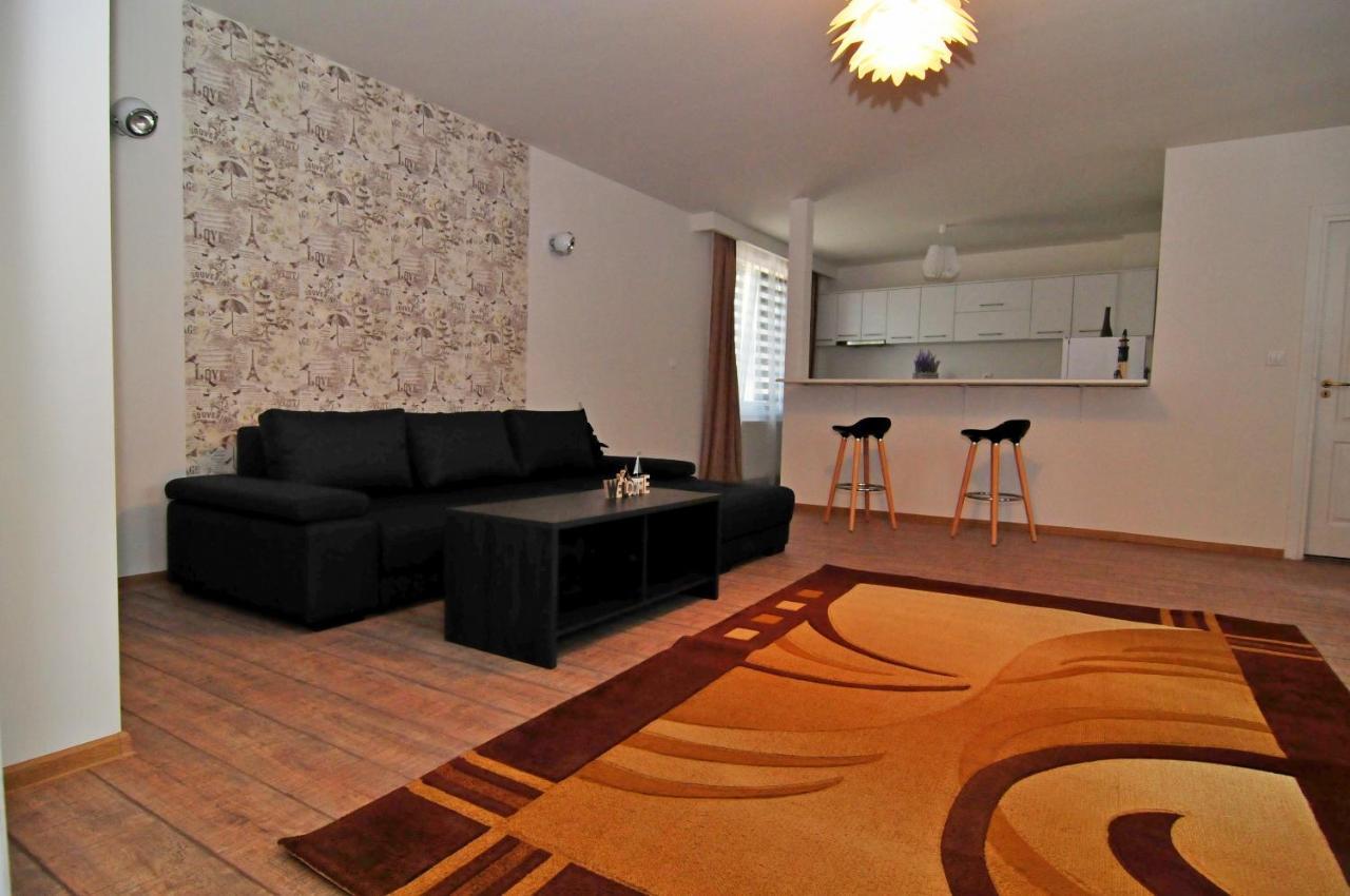 Apartament 6 Central Daire Târgu-Mureş Dış mekan fotoğraf